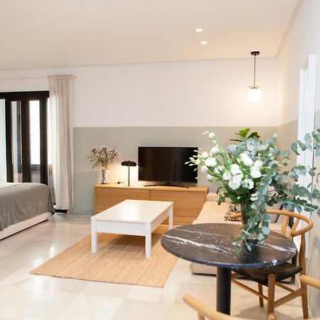 Galera Suites Seville Exterior photo