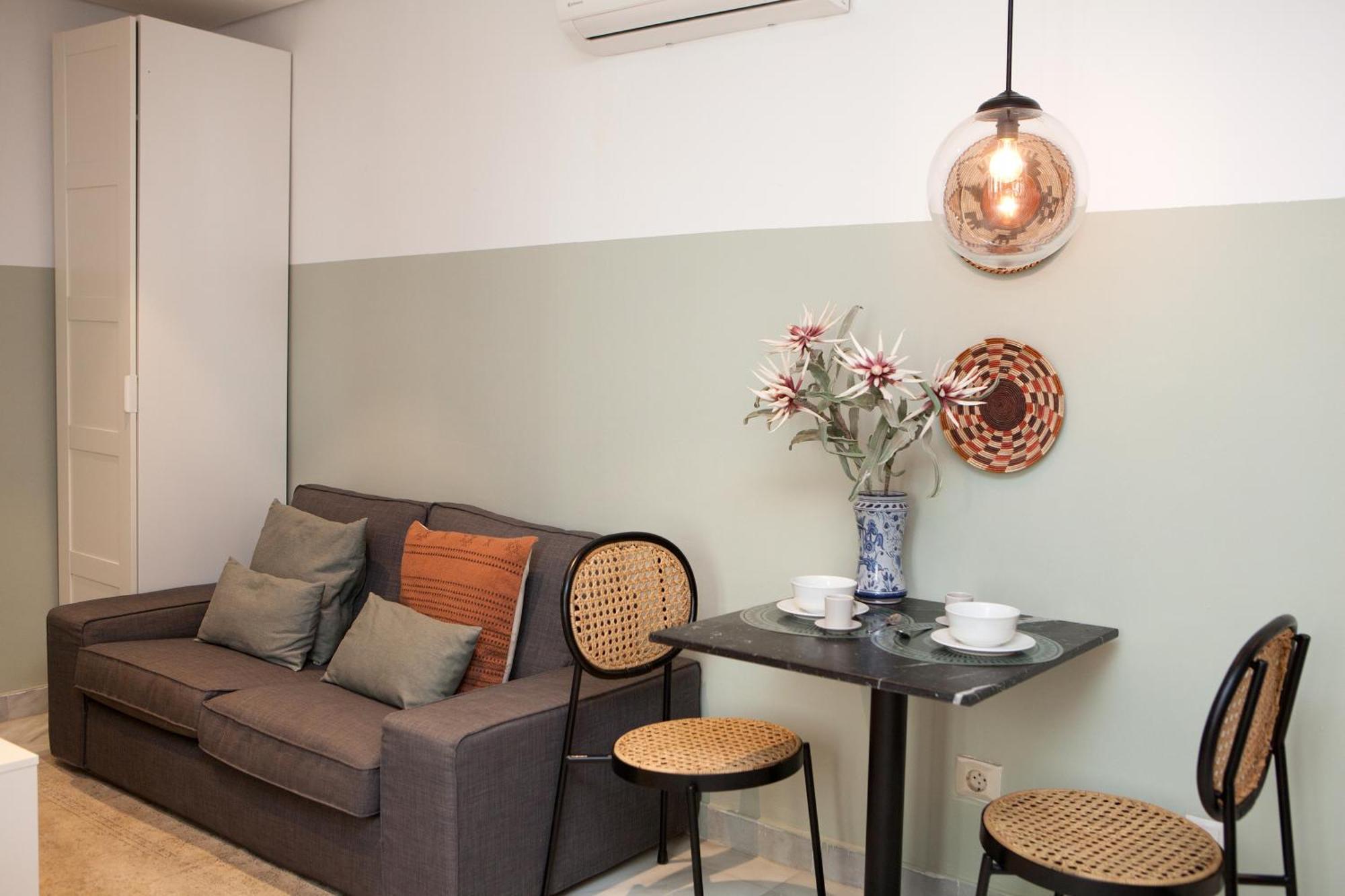 Galera Suites Seville Exterior photo