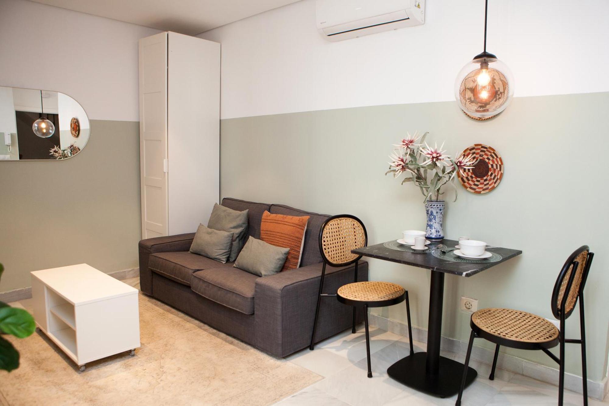 Galera Suites Seville Exterior photo